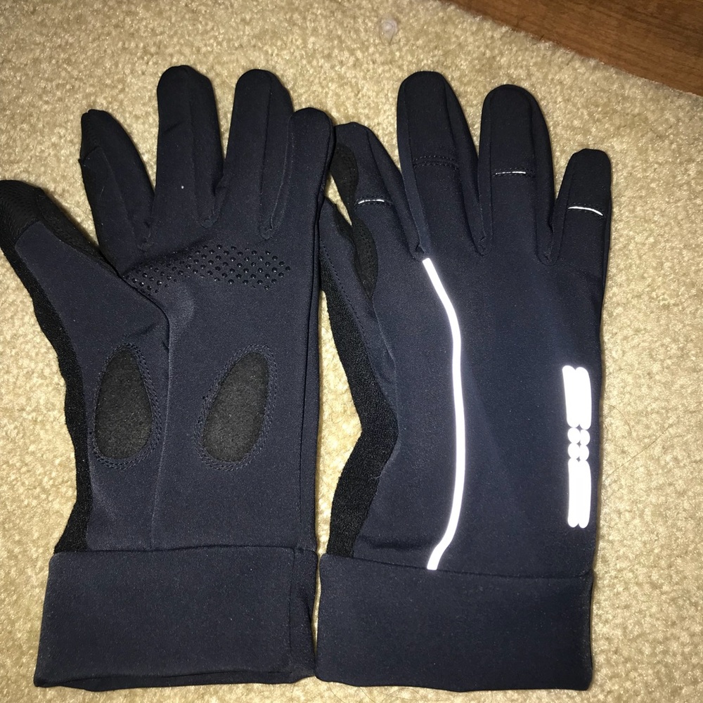 Elements windproof glove